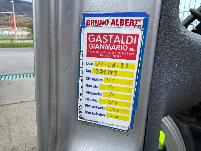 Mercedes-Benz Sprinter 413 CDI* MAXI* 2xКлиматик* Печка* Ел.врата* 20 места, снимка 2 - Бусове и автобуси - 52564578