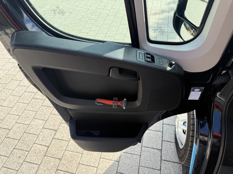 Peugeot Boxer L2H2 Клима Euro 6, снимка 14 - Бусове и автобуси - 53097593