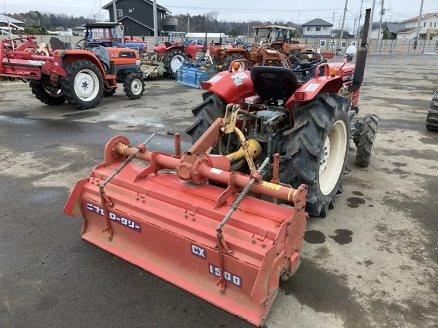 Трактор Yanmar 24 к.с. 4х4, снимка 10 - Селскостопанска техника - 55322568