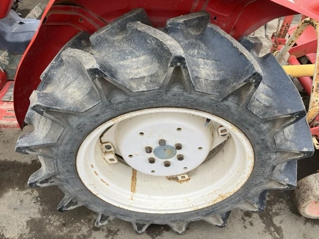 Трактор Yanmar 24 к.с. 4х4, снимка 6 - Селскостопанска техника - 55322568