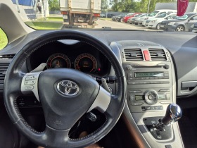 Toyota Auris 1.6 132кс, снимка 11