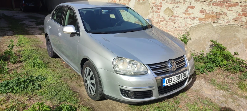 VW Jetta 1.9, снимка 1 - Автомобили и джипове - 47510370