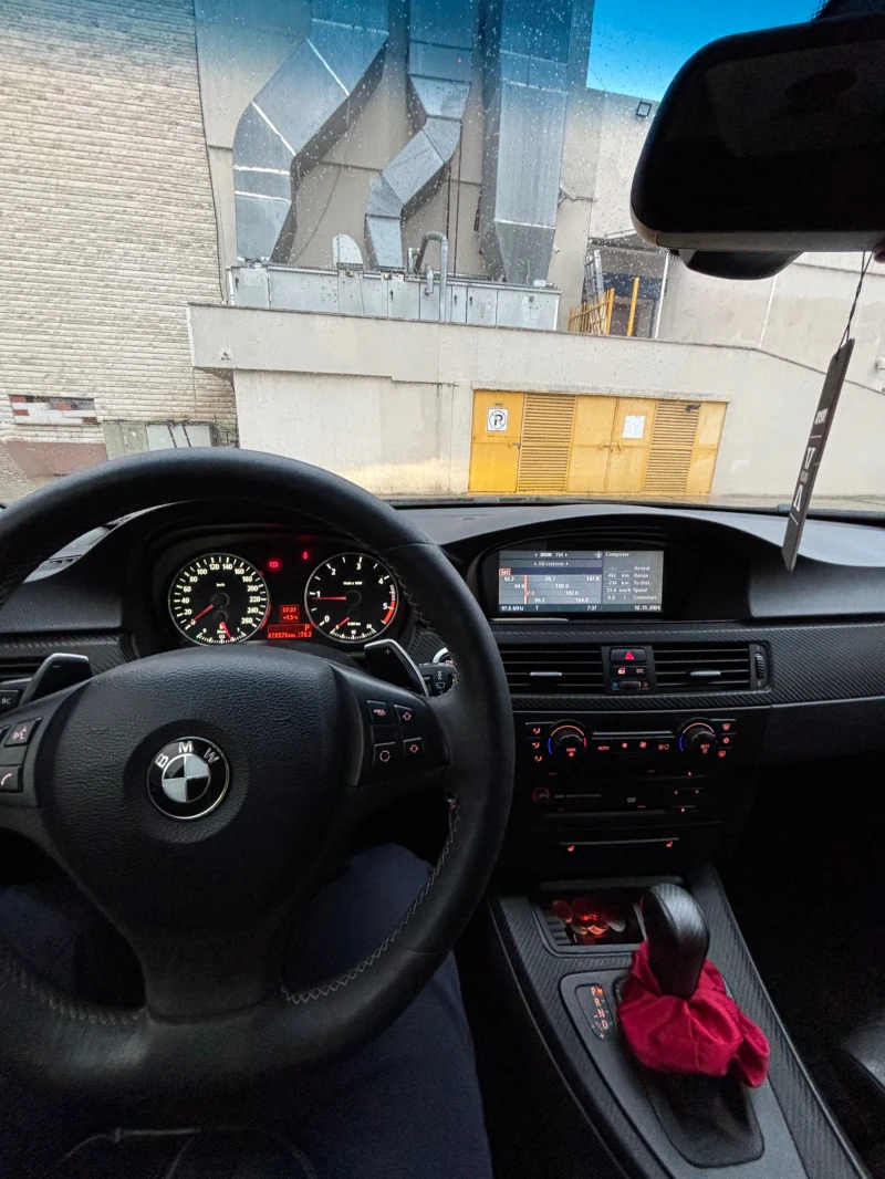 BMW 320, снимка 9 - Автомобили и джипове - 47931206