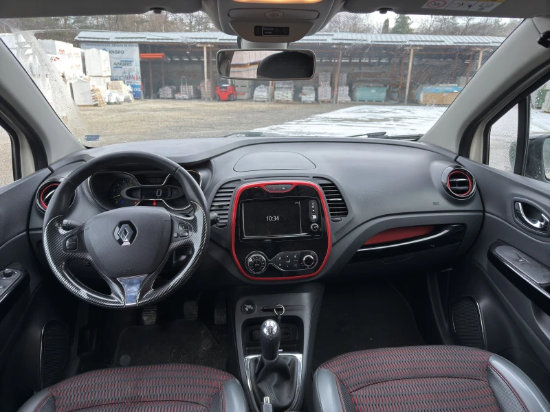 Renault Captur 1.5 dCi, снимка 10 - Автомобили и джипове - 48585024