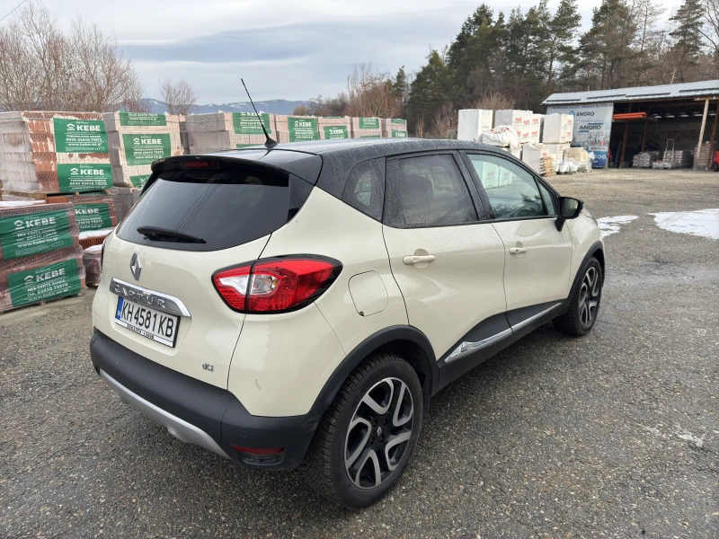 Renault Captur 1.5 dCi, снимка 7 - Автомобили и джипове - 48585024