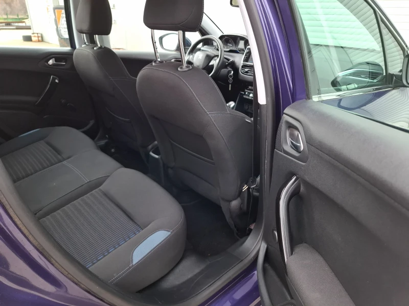 Peugeot 208 1.4HDI NAVI, снимка 11 - Автомобили и джипове - 49350108