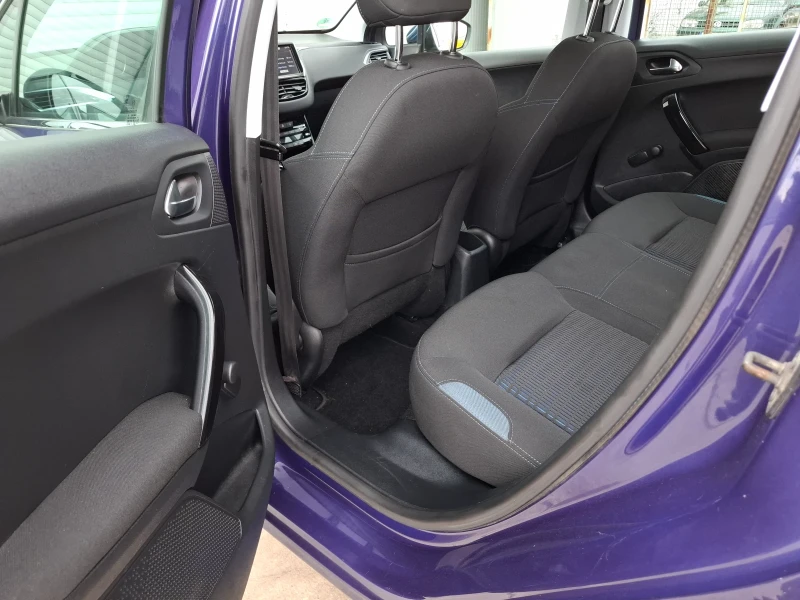 Peugeot 208 1.4HDI NAVI, снимка 12 - Автомобили и джипове - 49350108