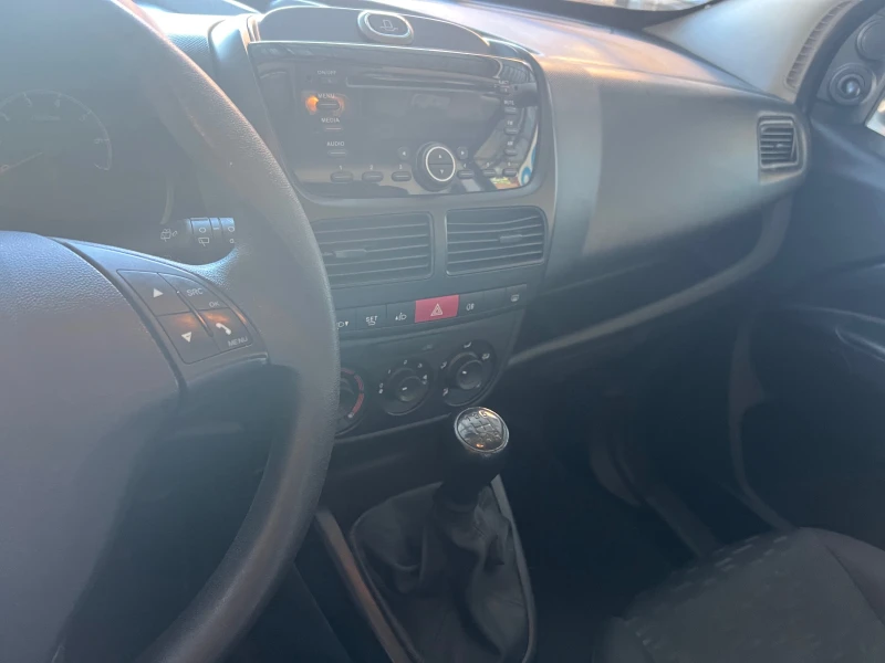 Opel Combo Германия перфект, снимка 8 - Автомобили и джипове - 50345129