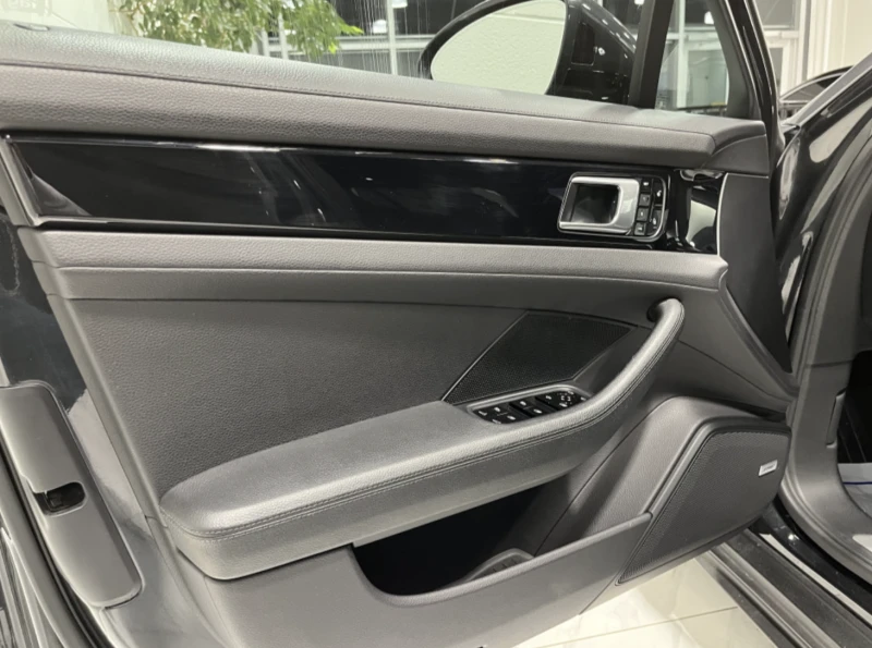 Porsche Panamera 4 3.0L V6 TURBO FULL , снимка 11 - Автомобили и джипове - 52754543