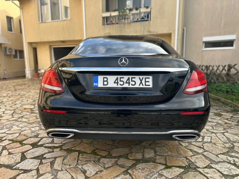 Mercedes-Benz E 220 Digital Ambient 9G, снимка 3 - Автомобили и джипове - 52877212