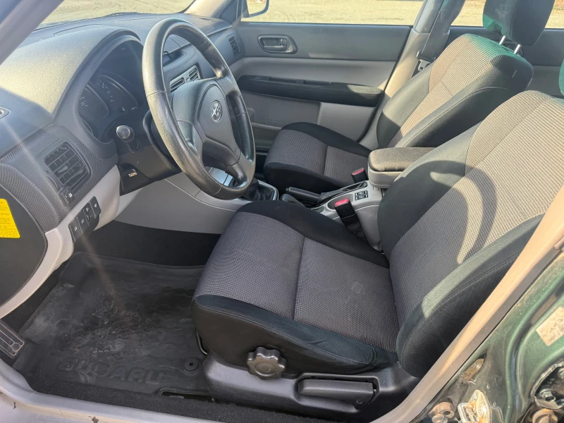 Subaru Forester 2.0i 4x4 газ, снимка 8 - Автомобили и джипове - 53084111