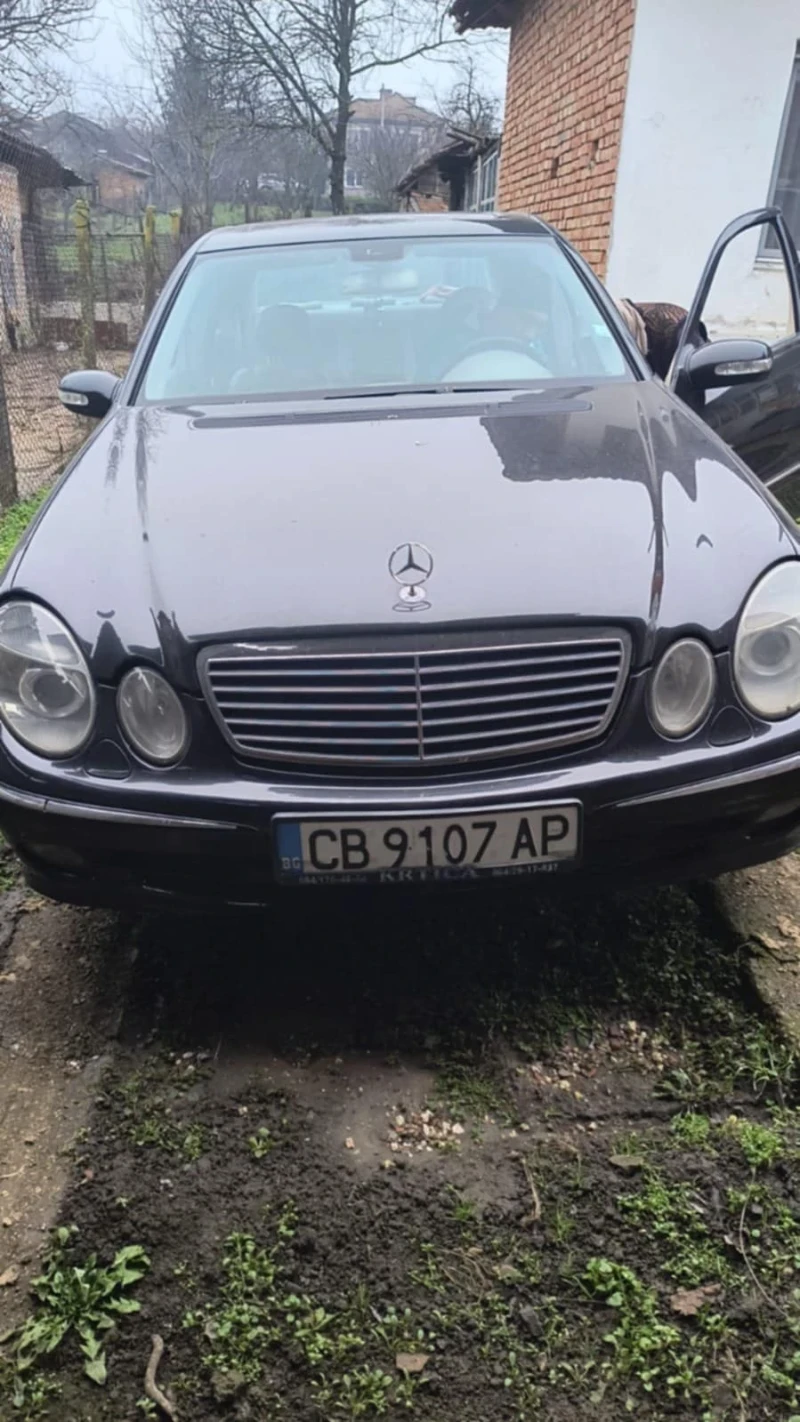 Mercedes-Benz E 270 Avantgarde, снимка 2 - Автомобили и джипове - 53296977
