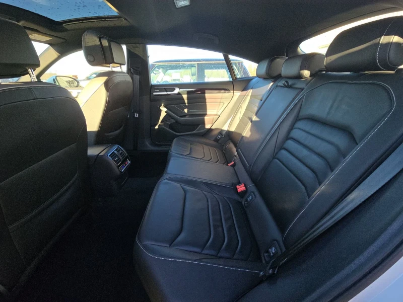 VW Arteon SEL Premium R-Line | AWD| ДИГИТАЛНО ТАБЛО| ШИБЕДАХ, снимка 13 - Автомобили и джипове - 53350629