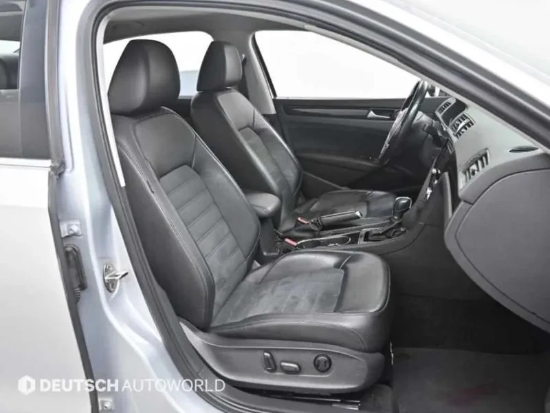 VW Passat 2.0 TDI, снимка 10 - Автомобили и джипове - 54298613