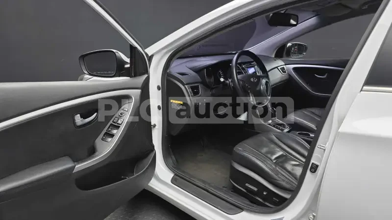 Hyundai I30 ЛИЗИНГ, ЦЕНА ДО БЪЛГАРИЯ, снимка 10 - Автомобили и джипове - 55342587