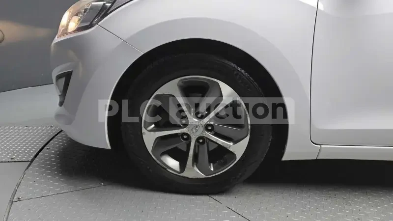 Hyundai I30 ЛИЗИНГ, ЦЕНА ДО БЪЛГАРИЯ, снимка 5 - Автомобили и джипове - 55342587