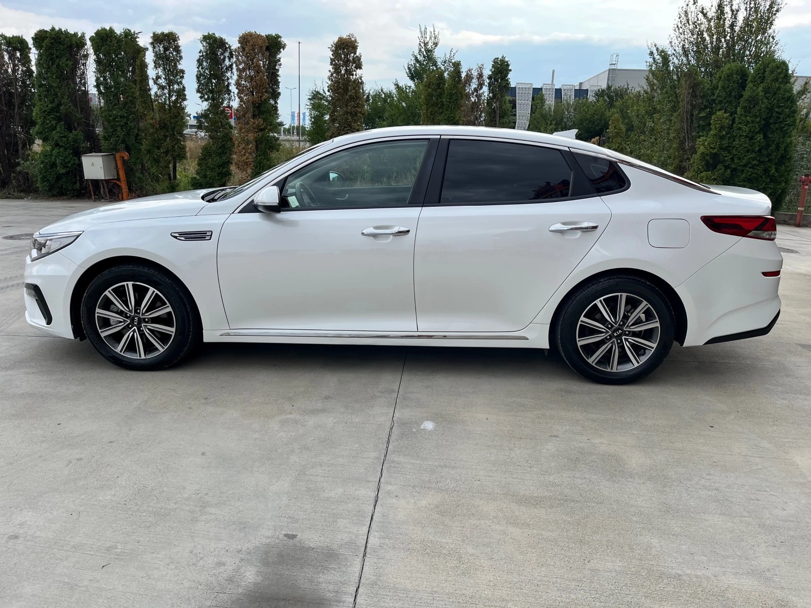 Kia K5 2.0газ, подгряване, обдухване, Keyless go, 2г.гара - изображение 8