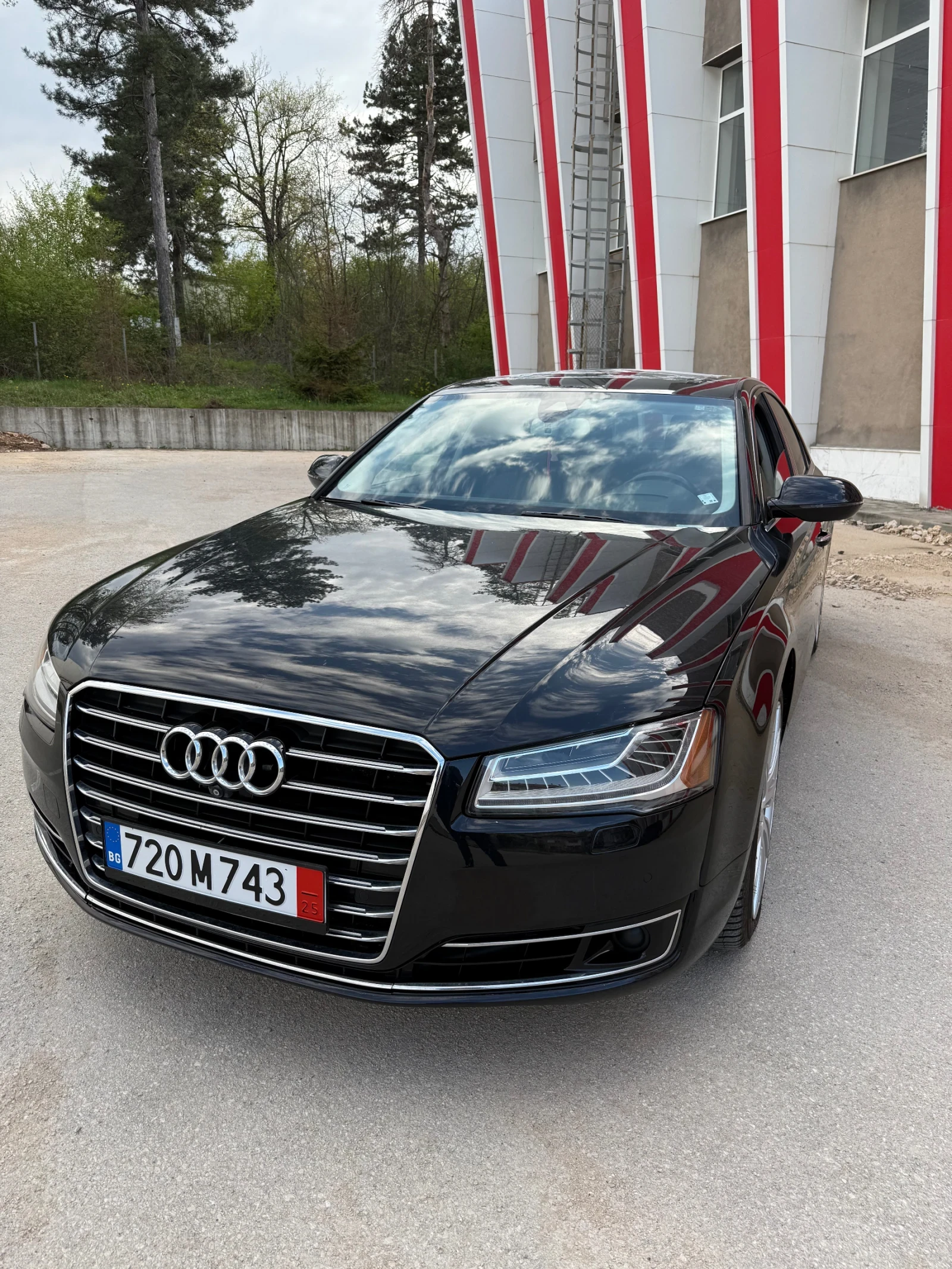 Audi A8 4.0 TFSI V8 98000 km - изображение 2