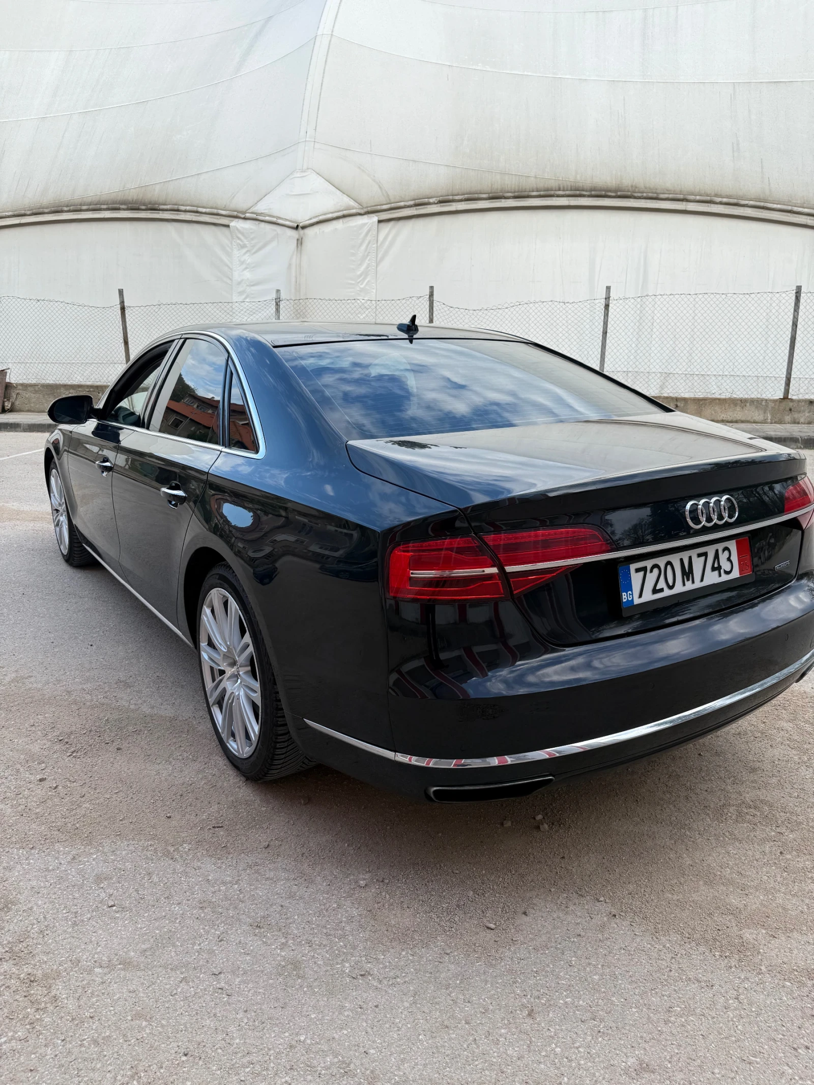 Audi A8 4.0 TFSI V8 98000 km - изображение 8