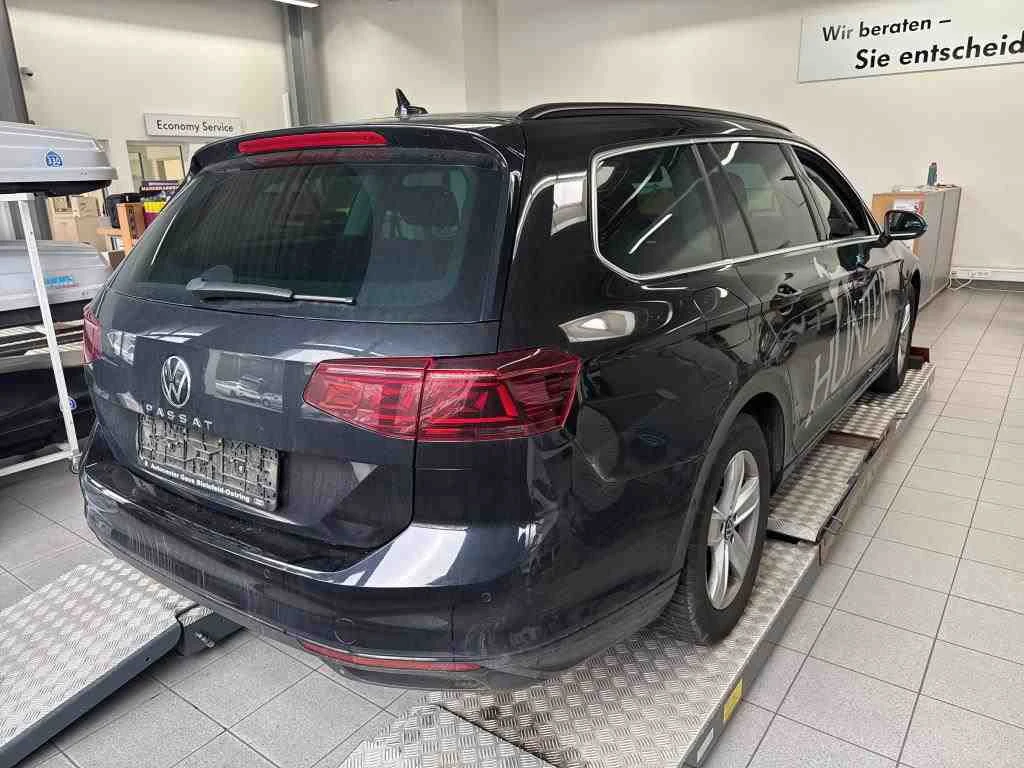 VW Passat 2.0TDI LED-Matrix Digital Cockpit - изображение 3