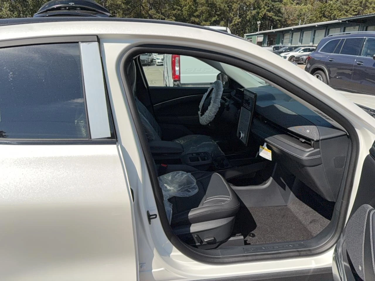 Ford Mustang Mach-E PREMIUM AWD ФИКСИРАНА ЦЕНА! ЧИСТО НОВ! ГРАДУШКОВ! - изображение 5