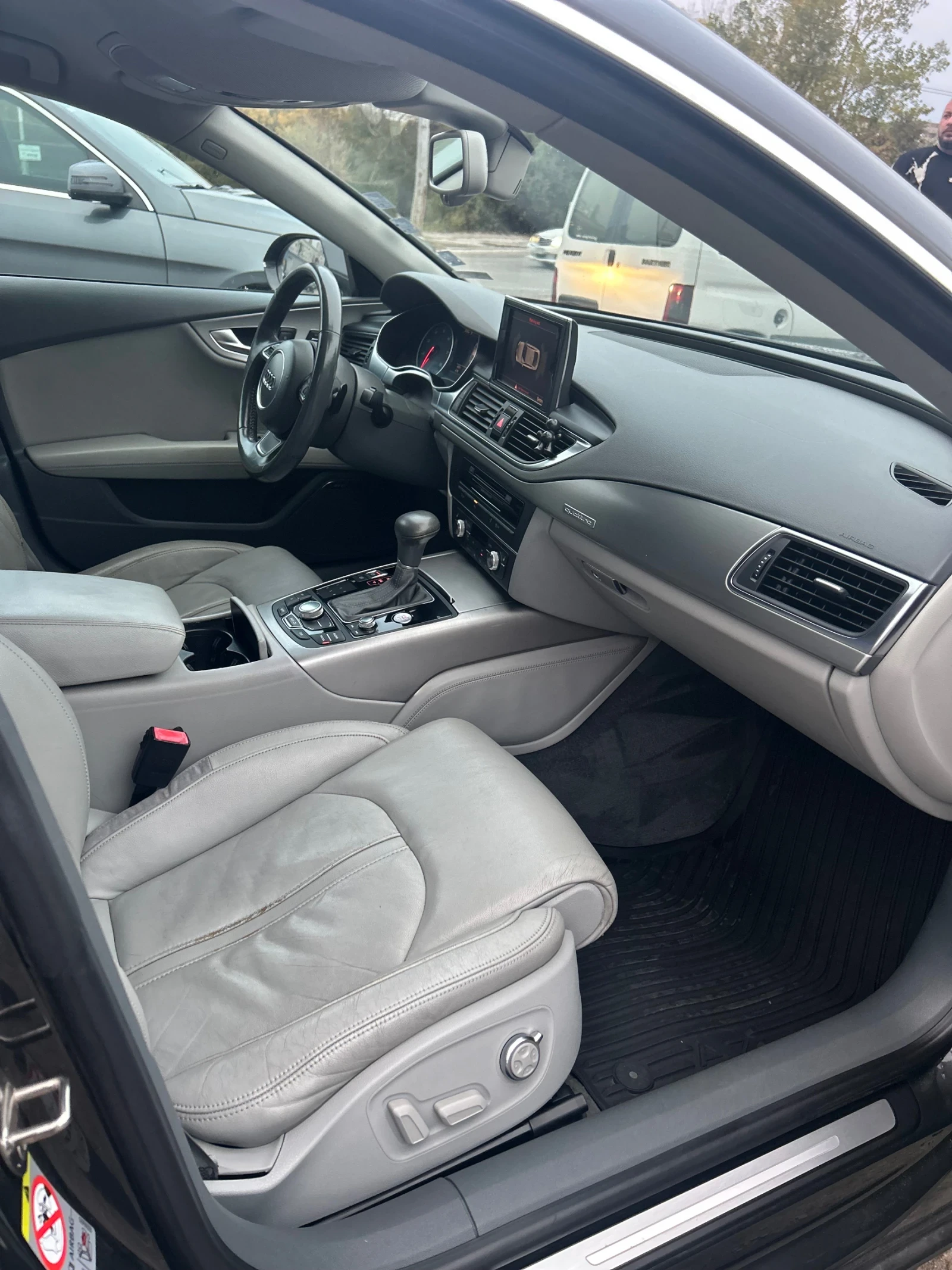 Audi A7 3.0 TFSI - изображение 10