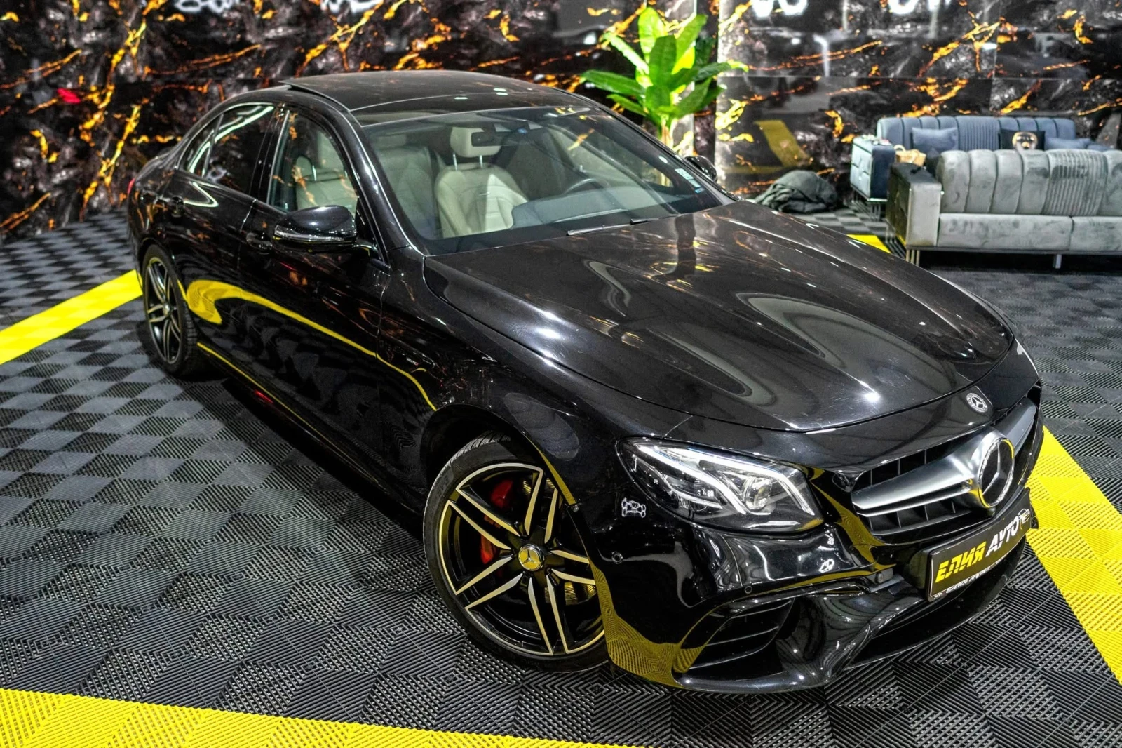 Mercedes-Benz E 63 AMG FULL CARBON BLACK EDITION ПАНОРАМА ЛИЗИНГ 100% - изображение 2