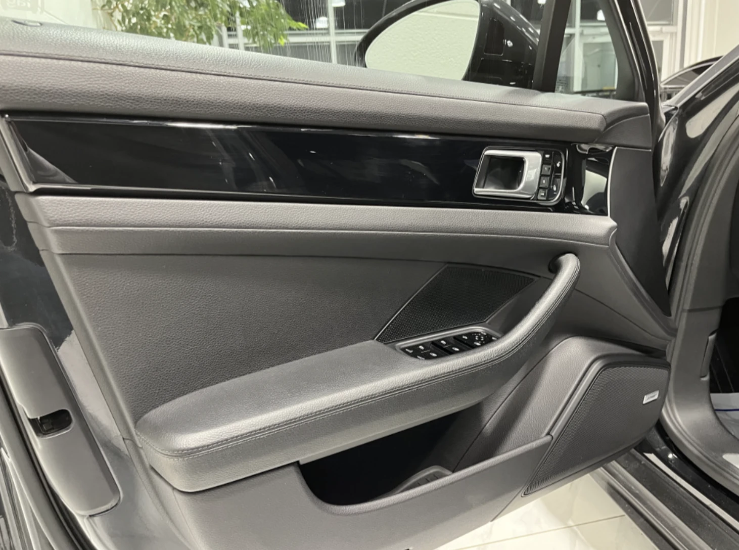 Porsche Panamera 4 3.0L V6 TURBO FULL  | Mobile.bg   11