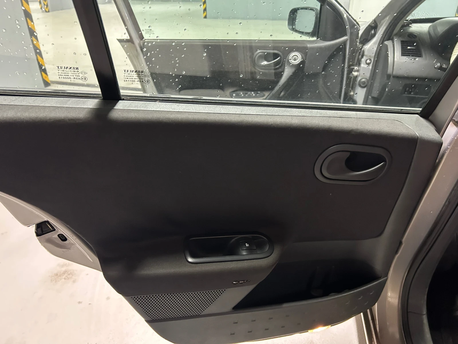 Renault Megane 2003 - изображение 5