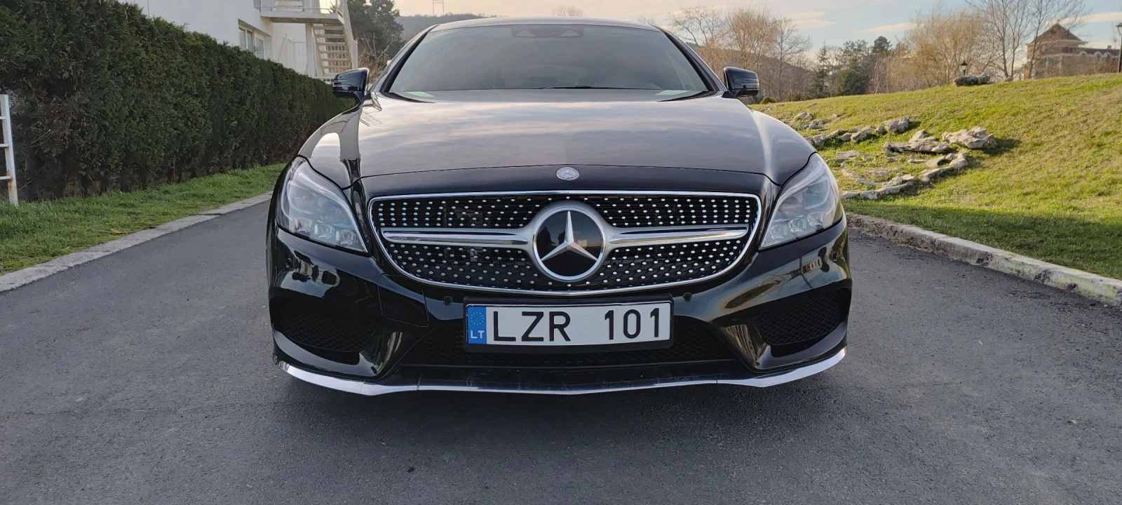 Mercedes-Benz CLS Shooting Brake, AMG Line, снимка 2 - Автомобили и джипове - 53620220