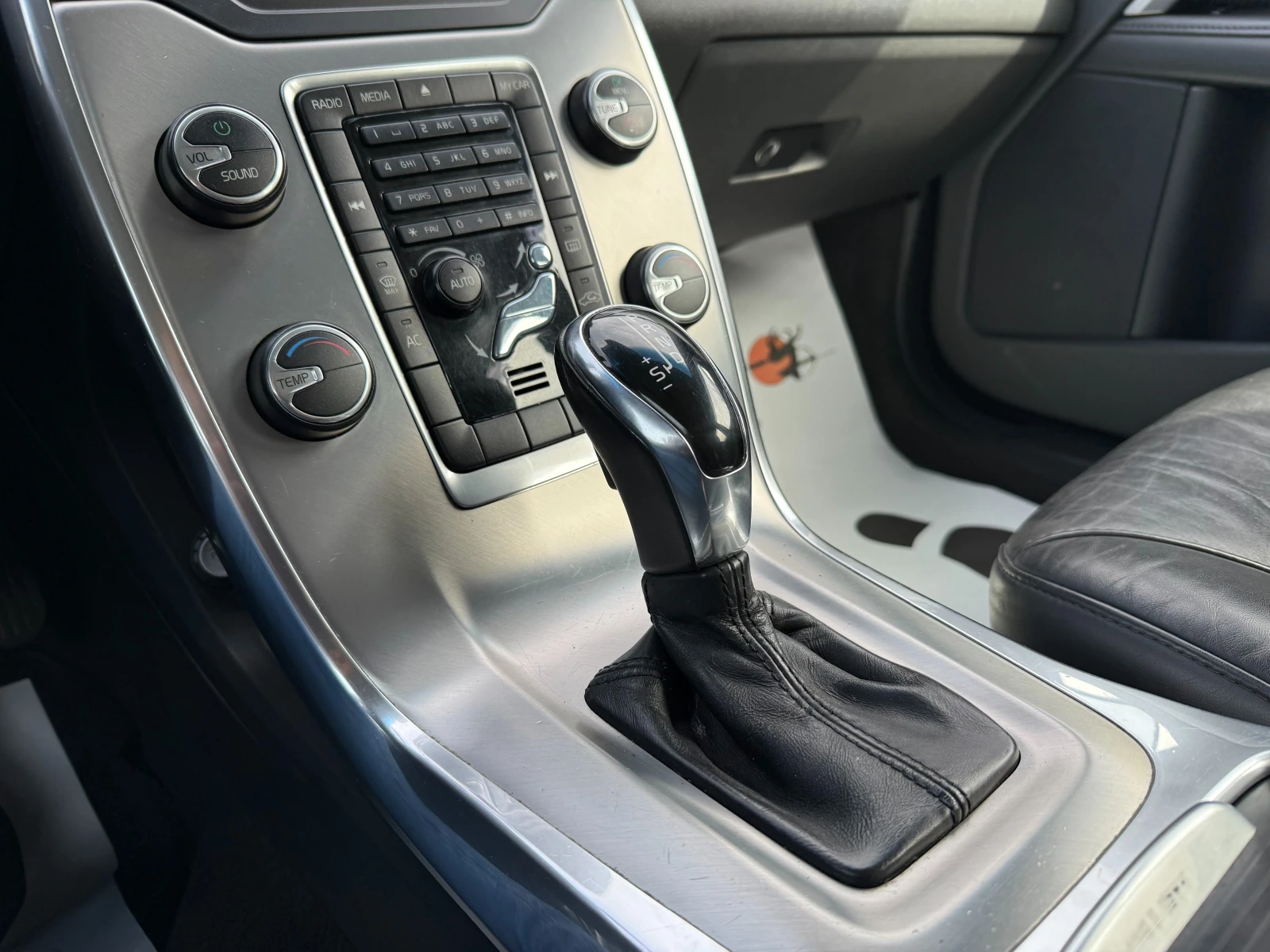 Volvo V70 | Mobile.bg � ����������� 12