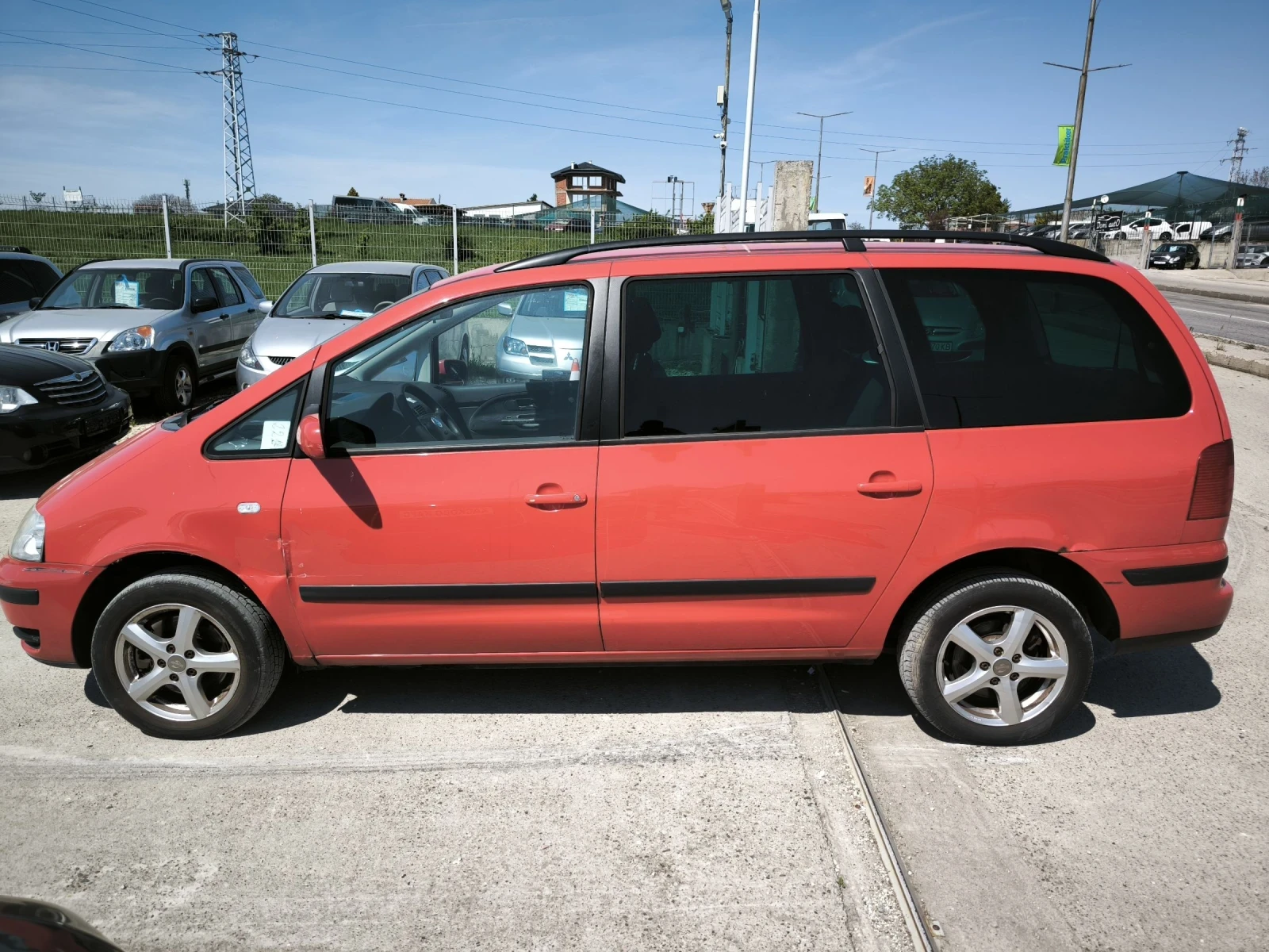 VW Sharan 1.8T automatic , снимка 6 - Автомобили и джипове - 54365862
