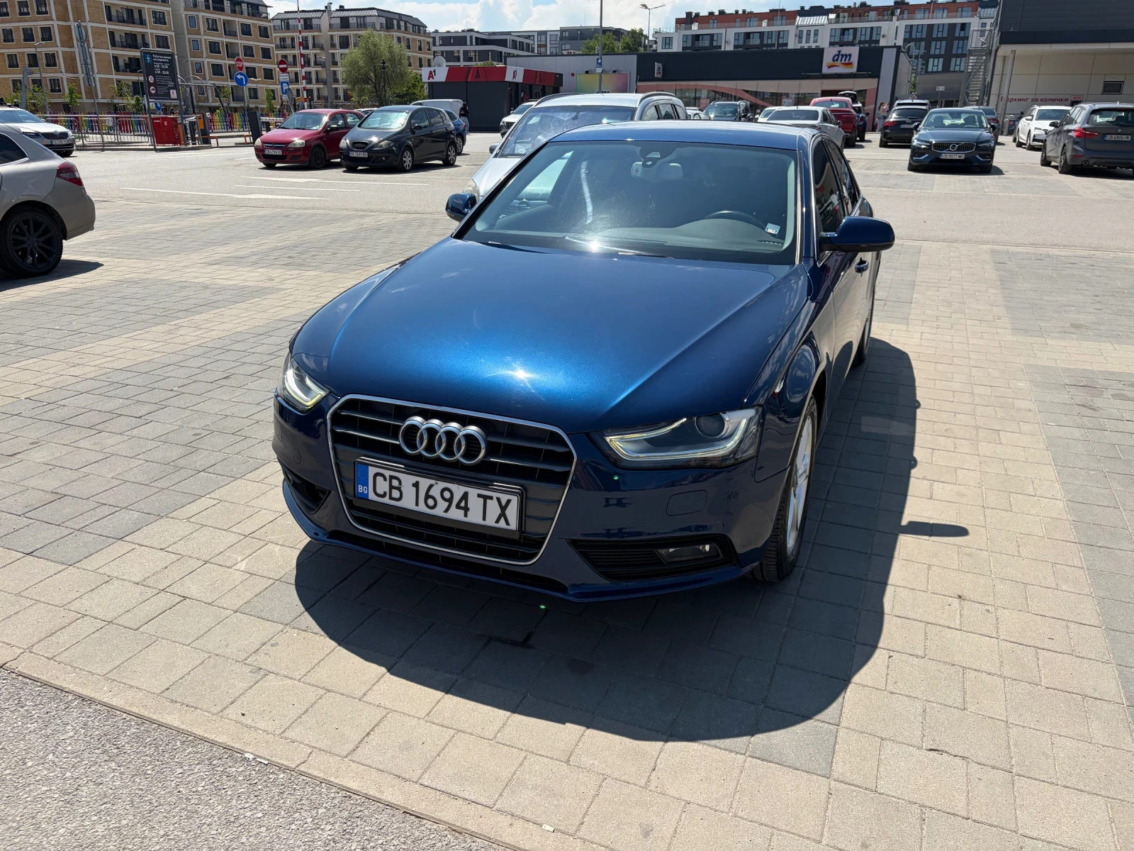 Audi A4 2.0 TDI DISTRONIC / LANE ASSIST, снимка 12 - Автомобили и джипове - 54630073