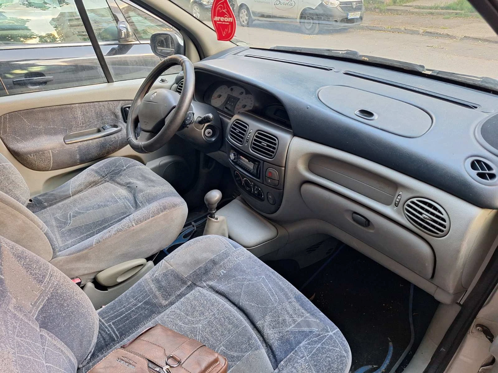 Renault Scenic, снимка 3 - Автомобили и джипове - 54814656