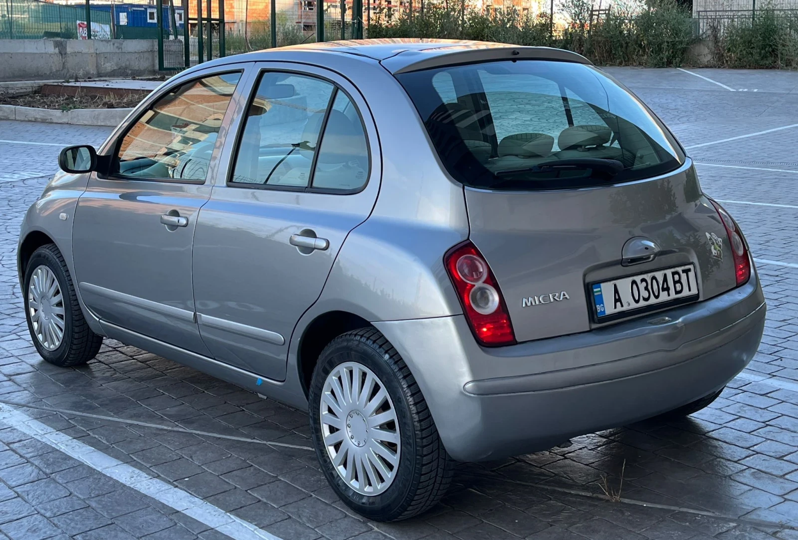 Nissan Micra 1.4I/88/2006/ГОДИНА, снимка 3 - Автомобили и джипове - 55037934