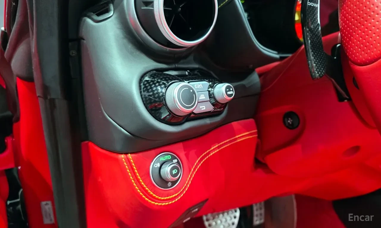 Ferrari Portofino MagneRide Dual Mode Suspension* JBL, снимка 12 - Автомобили и джипове - 55059087