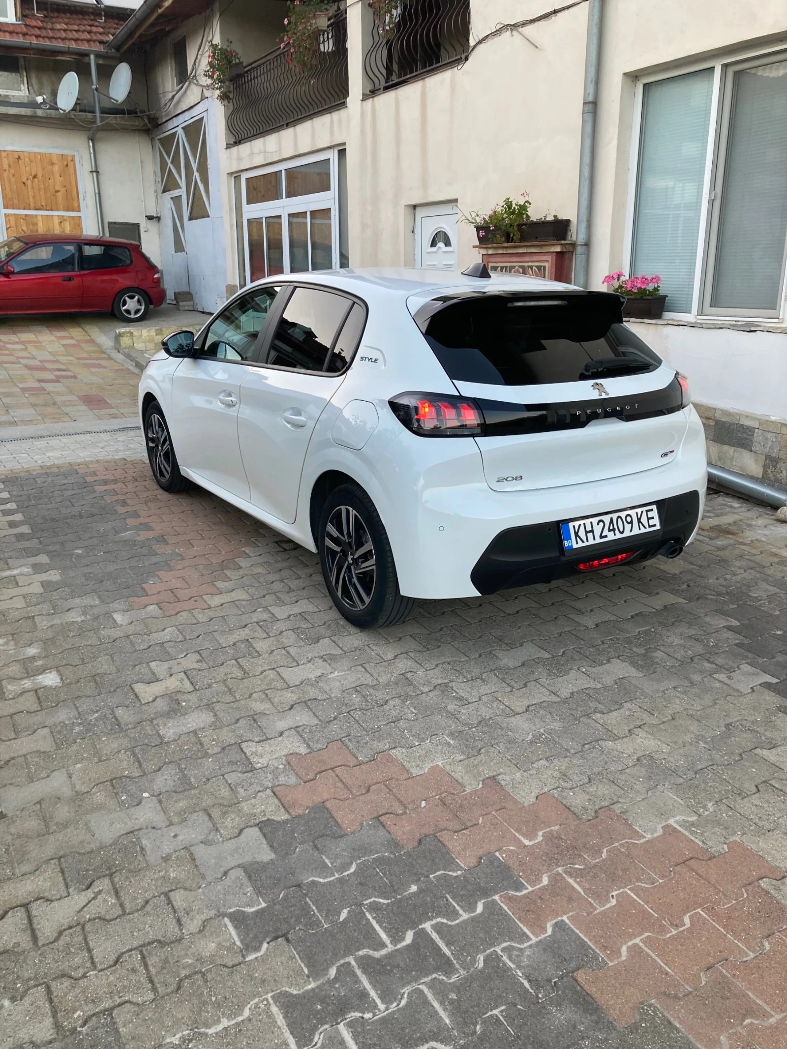 Peugeot 208 | Mobile.bg � ����������� 4