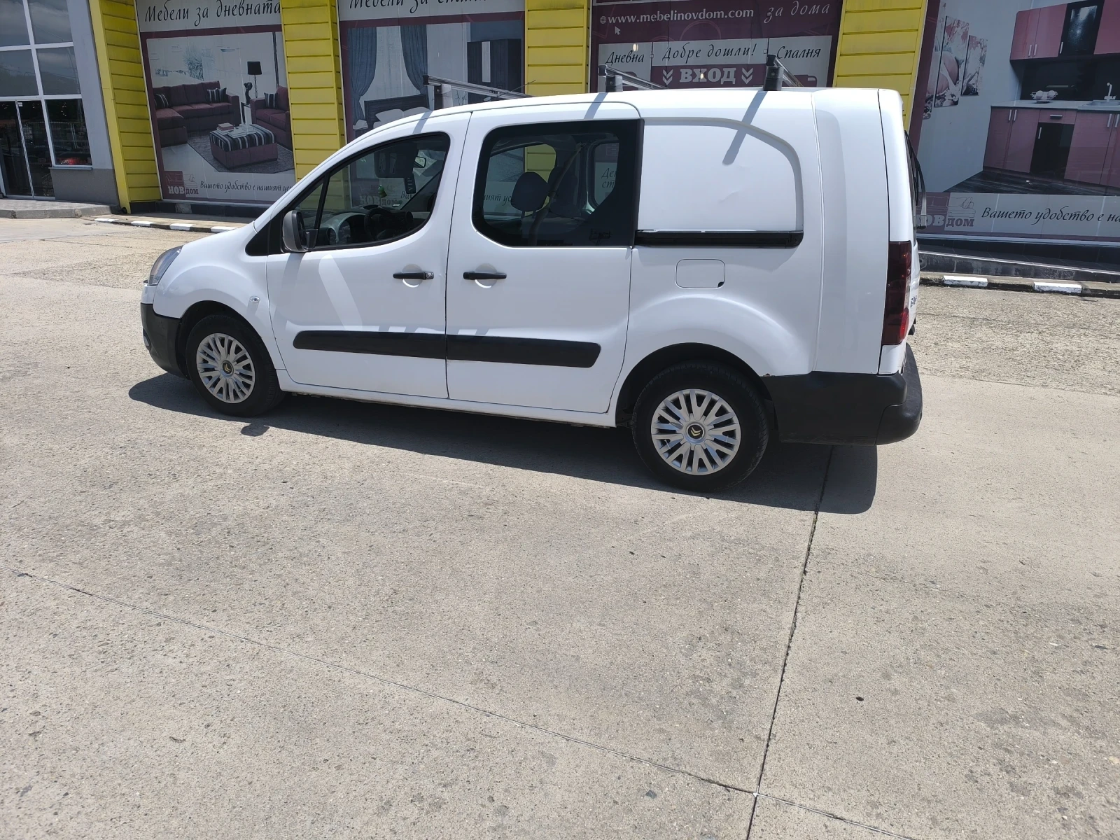 Citroen Berlingo 1.6 HDI, снимка 4 - Автомобили и джипове - 55514040