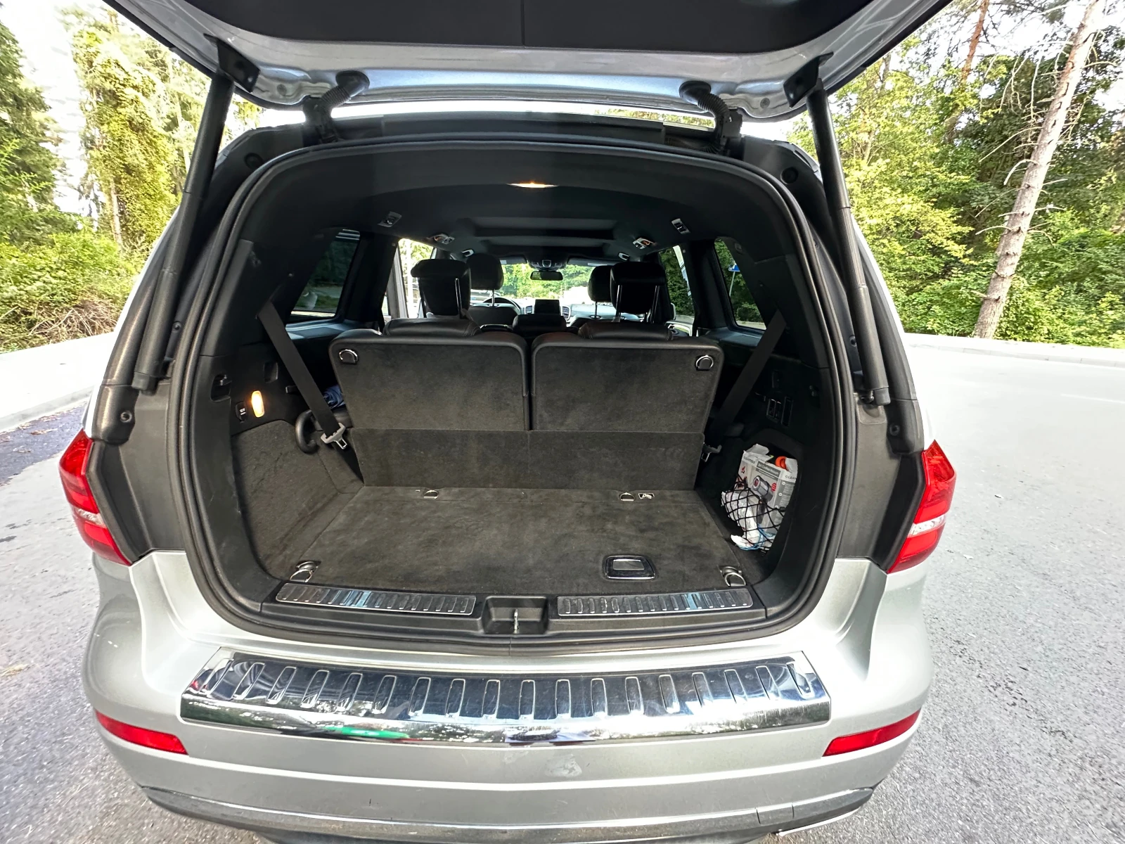 Mercedes-Benz GLS 450 3.0i V6 biturbo, снимка 17 - Автомобили и джипове - 56184898