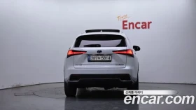 Lexus NX 300h executive   Hybrid   4x4   Евро 6   197 к.с., снимка 4