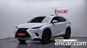 ������ Lexus NX 300h