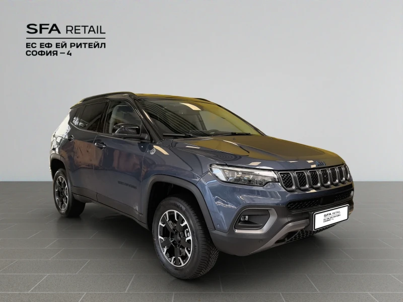 Jeep Compass TRAILHAWK 1.3 PHEV AT6 4xe, снимка 3 - Автомобили и джипове - 52413275