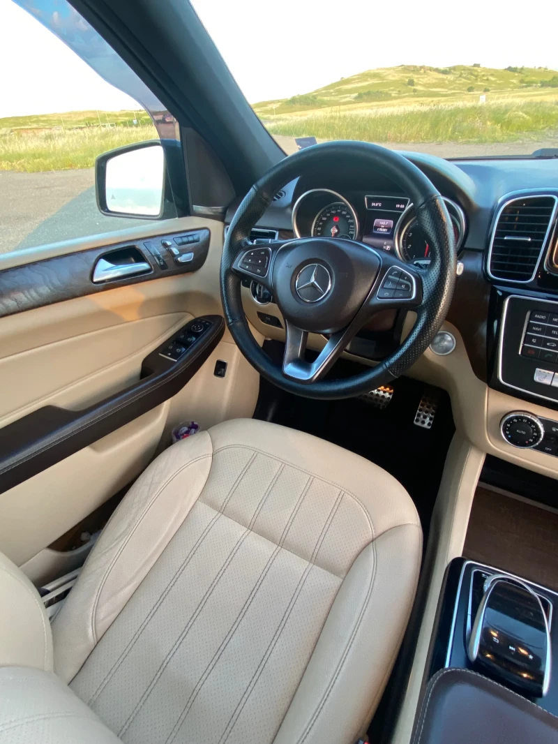 Mercedes-Benz GLE 400 AMG pack special edition, снимка 4 - Автомобили и джипове - 52382384