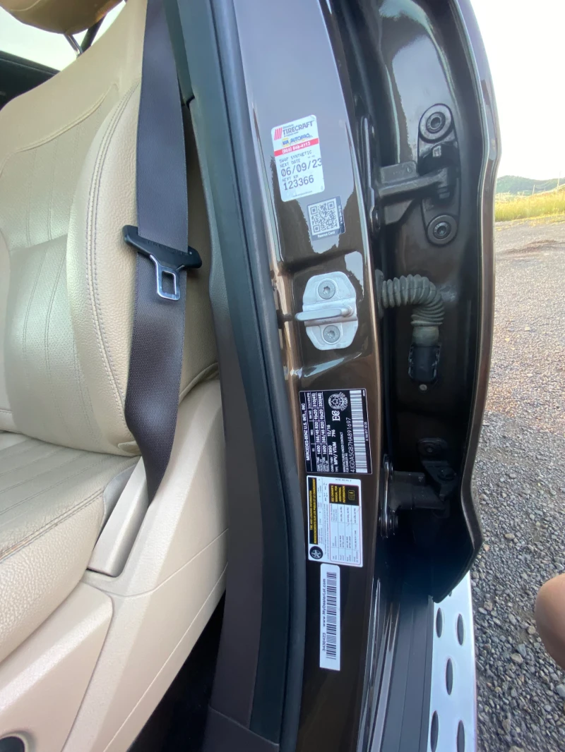 Mercedes-Benz GLE 400 AMG pack special edition, снимка 17 - Автомобили и джипове - 52382384