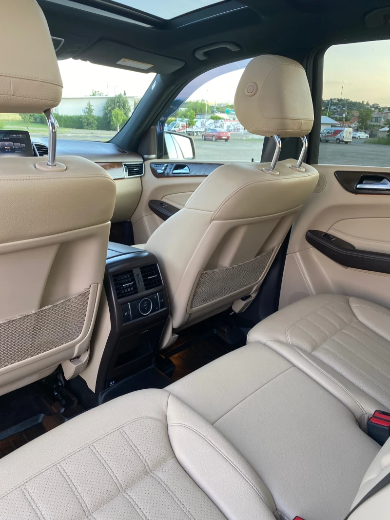 Mercedes-Benz GLE 400 AMG pack special edition, снимка 6 - Автомобили и джипове - 52382384