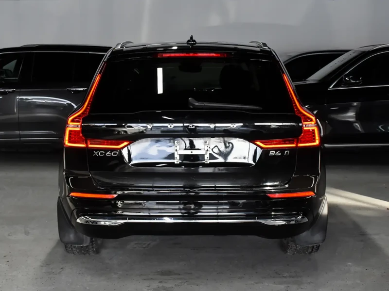 Volvo XC60 * Inscription* Hybrid* , снимка 2 - Автомобили и джипове - 53276989