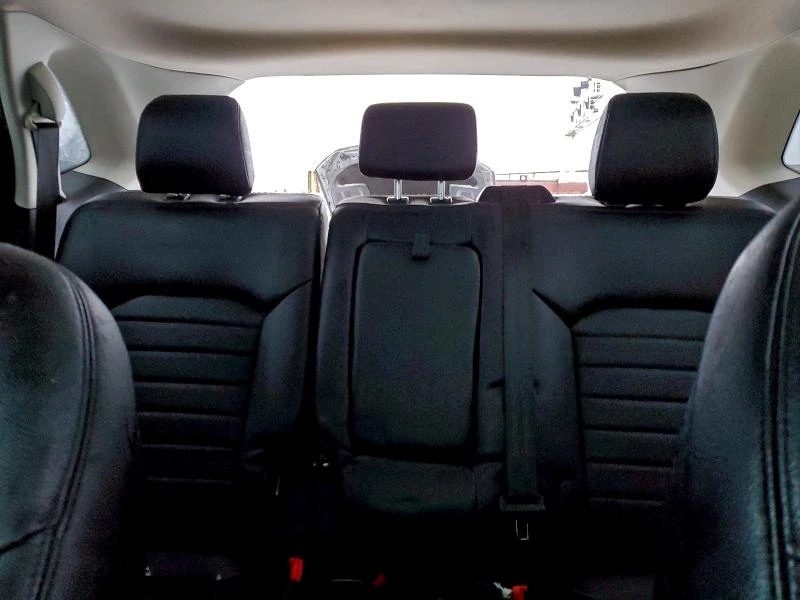 Ford Edge 3.5L 6 Front-wheel Drive, снимка 3 - Автомобили и джипове - 53075861