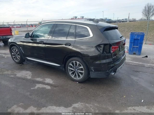 BMW X3 * xDrive30i* КОЖА* ПОДГРЕВ* ПАНОРАМА* , снимка 3 - Автомобили и джипове - 54011458