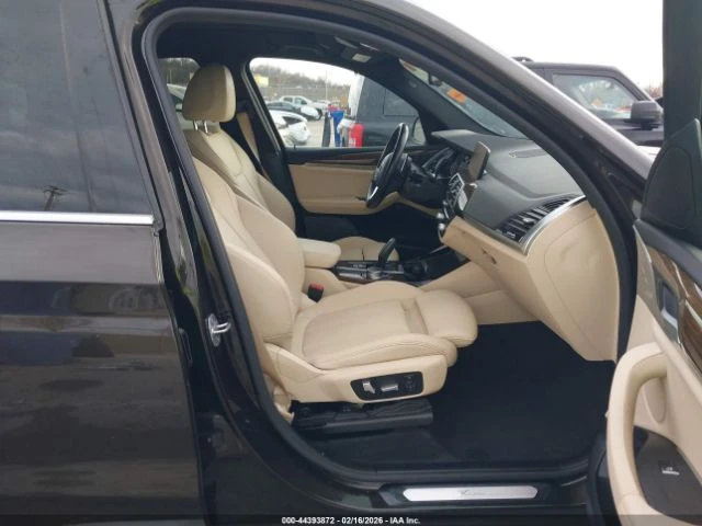 BMW X3 * xDrive30i* КОЖА* ПОДГРЕВ* ПАНОРАМА* , снимка 5 - Автомобили и джипове - 54011458