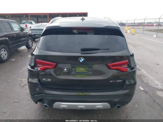 BMW X3 * xDrive30i* КОЖА* ПОДГРЕВ* ПАНОРАМА* , снимка 16 - Автомобили и джипове - 54011458